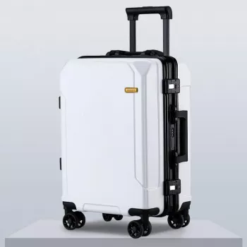 Best Aluminum Luggage Brands: Rimowa vs Zero Halliburton
